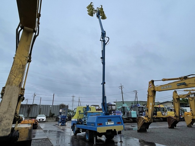 Lighting tower, Truck TADANO LS-106A: picture 19