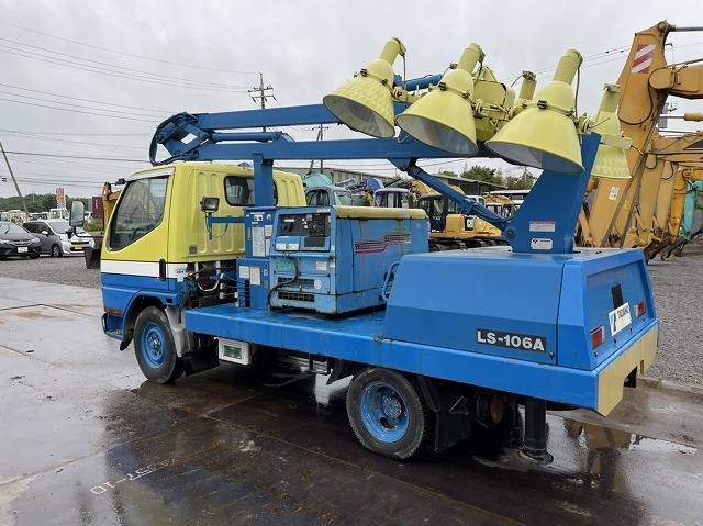Lighting tower, Truck TADANO LS-106A: picture 6
