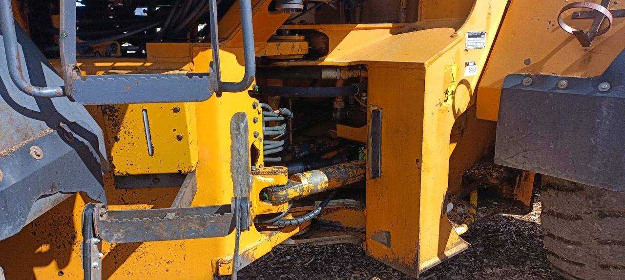 Wheel loader CASAE 812C: picture 7