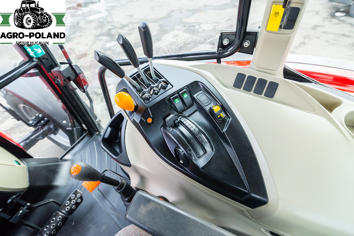 MASSEY FERGUSON 6713 - 2019 ROK - 2459 h - Farm tractor: picture 5 MASSEY FERGUSON 6713 - 2019 ROK - 2459 h - Farm tractor: picture 5