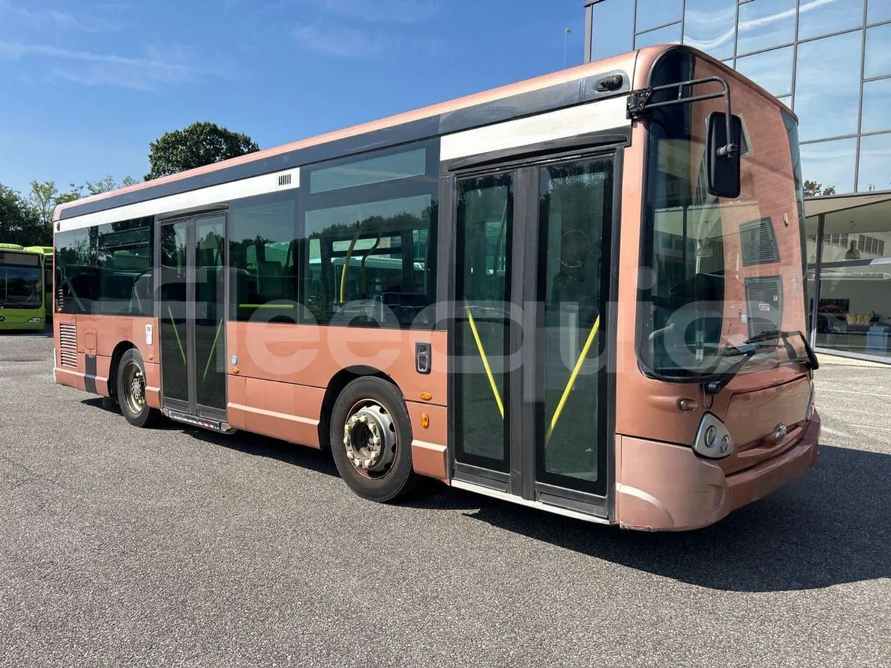 Heuliez GX127 - City bus: picture 1 Heuliez GX127 - City bus: picture 1