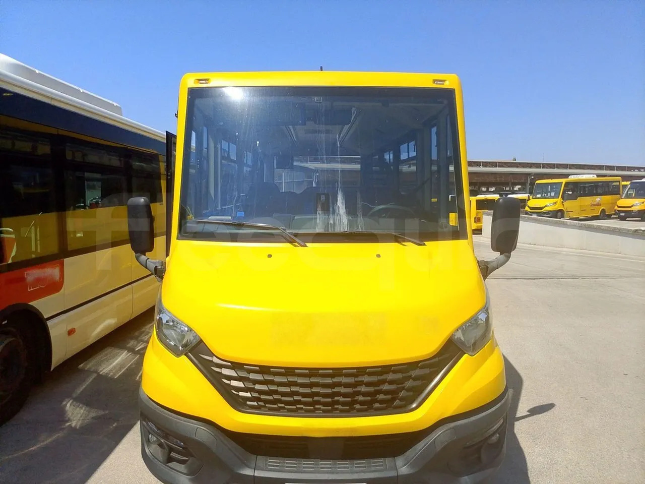 Iveco Indcar - School bus: picture 2 Iveco Indcar - School bus: picture 2