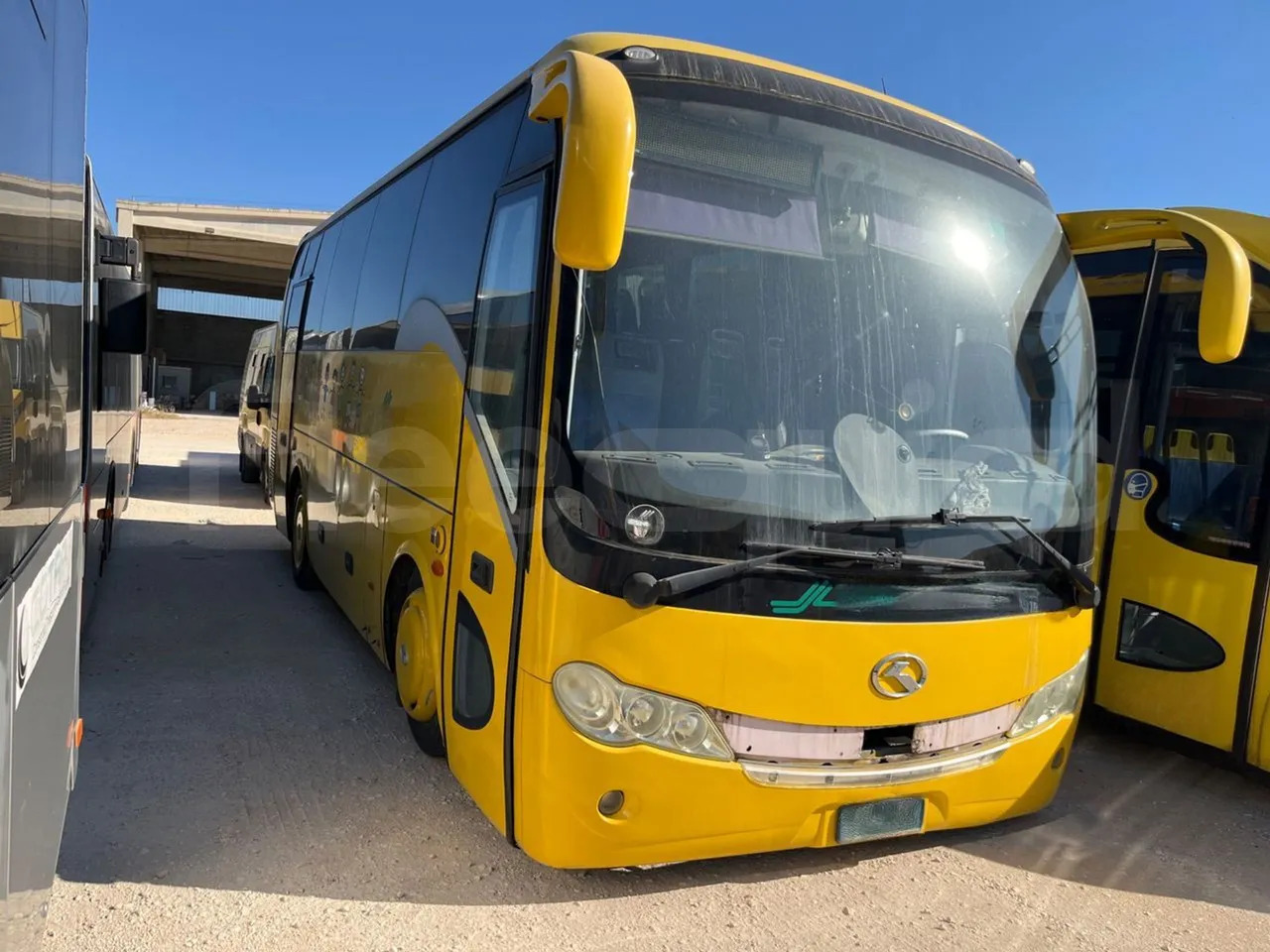 King Long XMQ6800 - School bus: picture 1 King Long XMQ6800 - School bus: picture 1