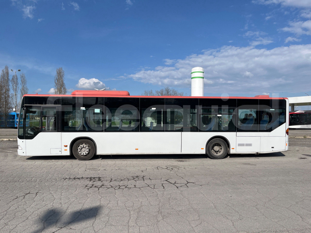 Suburban bus Mercedes-Benz Citaro: picture 6