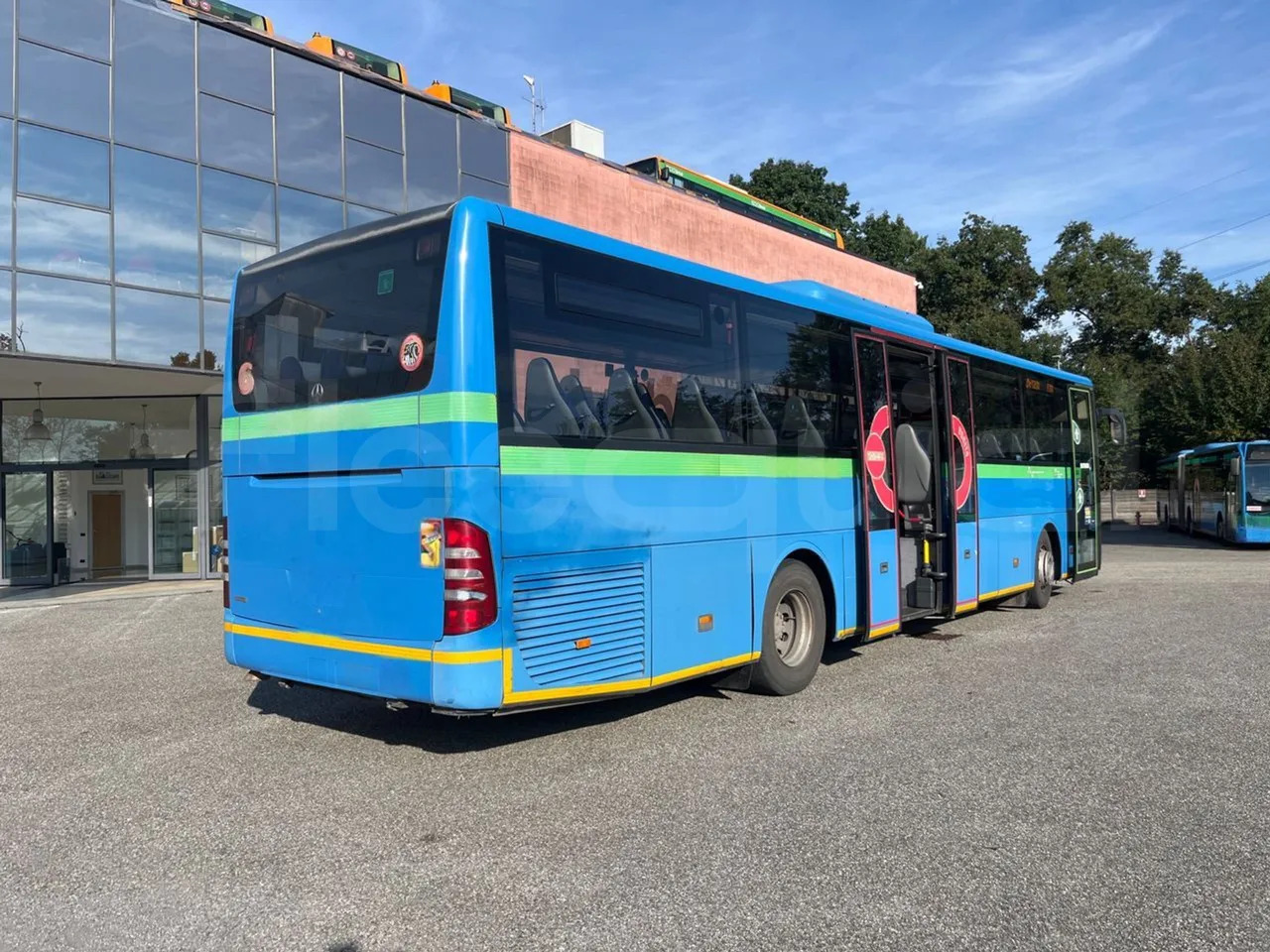 Suburban bus Mercedes-Benz Integro: picture 10