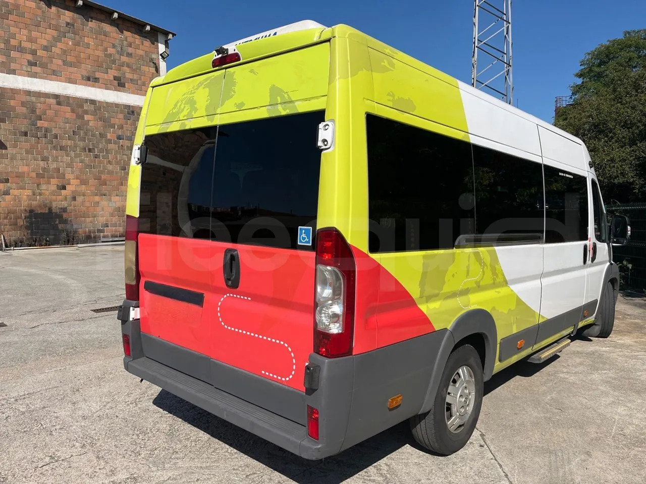 Suburban bus Peugeot 17P 440 BOXER: picture 9