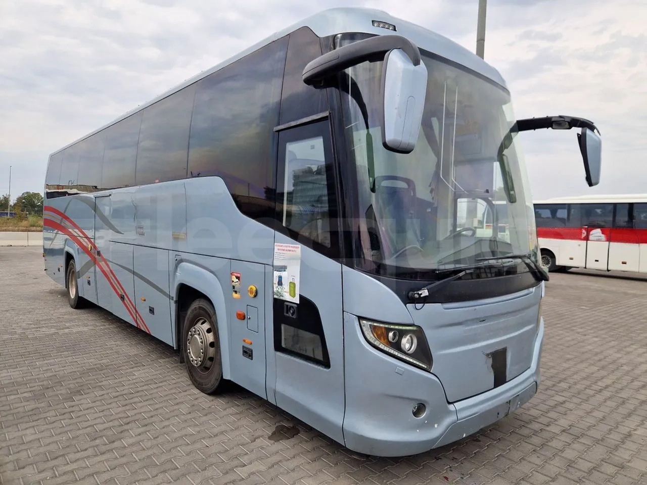 Scania Touring HD - Coach: picture 1 Scania Touring HD - Coach: picture 1