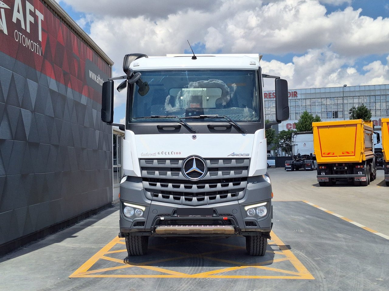 MERCEDES-BENZ AROCS 3345 - Tipper: picture 2 MERCEDES-BENZ AROCS 3345 - Tipper: picture 2