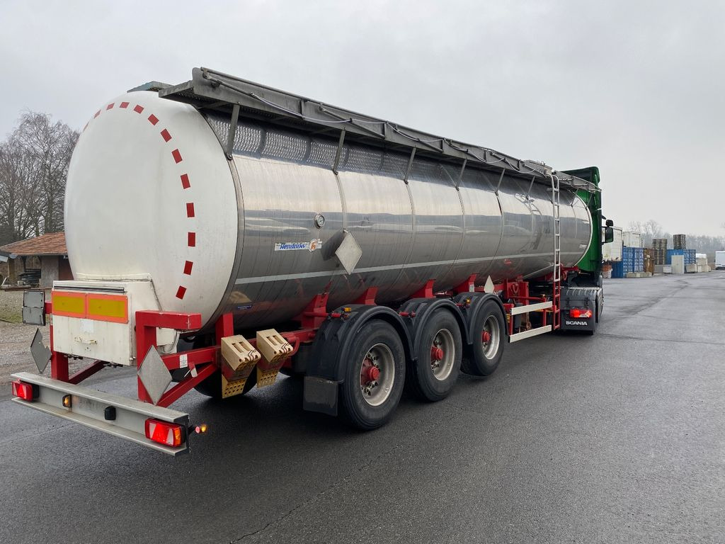 Hendricks Chemie L4BH/26.000 l 1 Kammer/ Chassis:Krause - Tank semi-trailer: picture 2 Hendricks Chemie L4BH/26.000 l 1 Kammer/ Chassis:Krause - Tank semi-trailer: picture 2