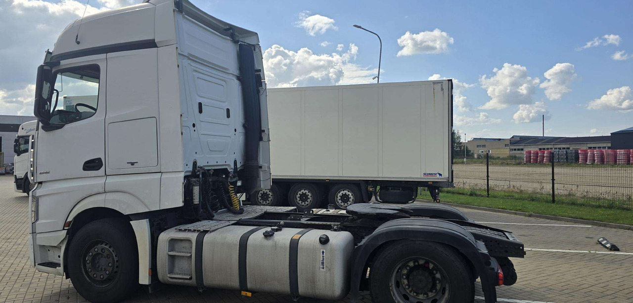 Mercedes-Benz ACTROS - Tractor unit: picture 3 Mercedes-Benz ACTROS - Tractor unit: picture 3