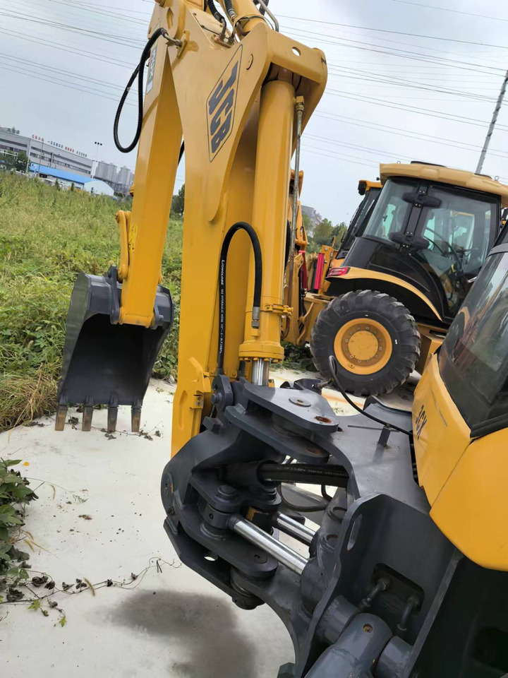 JCB 3CX backhoe loader TLB versatile machine multiple attachment options - Backhoe loader: picture 2 JCB 3CX backhoe loader TLB versatile machine multiple attachment options - Backhoe loader: picture 2