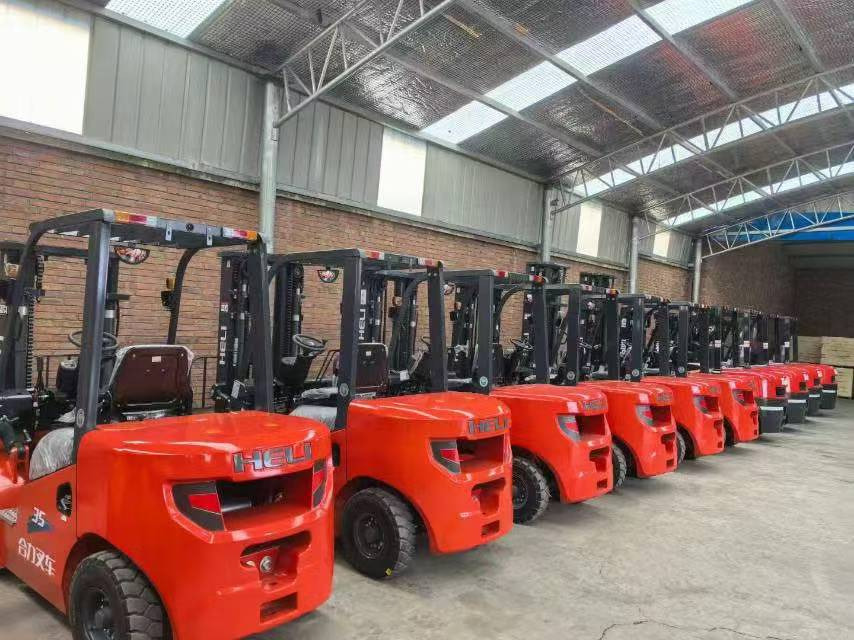 Heli brand new 3.5T diesel forklift(Clamp available) - Diesel forklift: picture 2 Heli brand new 3.5T diesel forklift(Clamp available) - Diesel forklift: picture 2