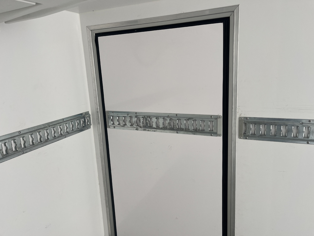 Leasing of IVECO DAILY 35S14 FRIGORIFIQUE FRCX IVECO DAILY 35S14 FRIGORIFIQUE FRCX: picture 11