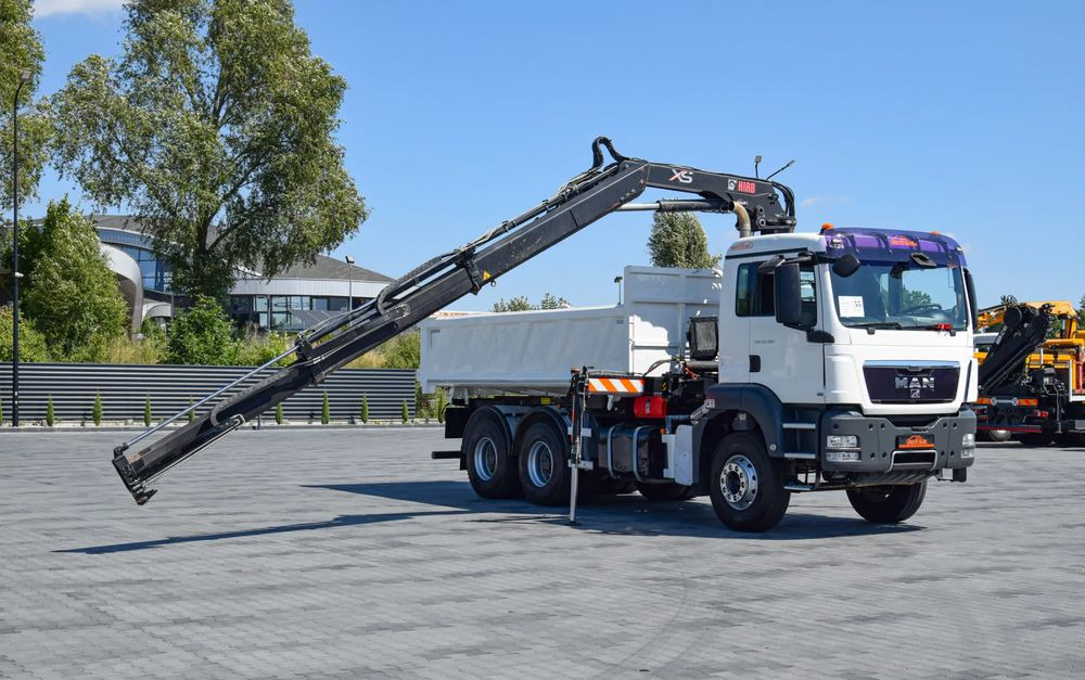 MAN TGS 33.360 / 6x4 / HDS HIAB 122 E-2 HIDUO / STEROWANIE RADIOWE / WYWROTKA / HYDROBURTA / AUTOMAT / KLIMA / TEMPOMAT / KAMERA COFANIA / SPROWADZONY - Tipper: picture 3 MAN TGS 33.360 / 6x4 / HDS HIAB 122 E-2 HIDUO / STEROWANIE RADIOWE / WYWROTKA / HYDROBURTA / AUTOMAT / KLIMA / TEMPOMAT / KAMERA COFANIA / SPROWADZONY - Tipper: picture 3