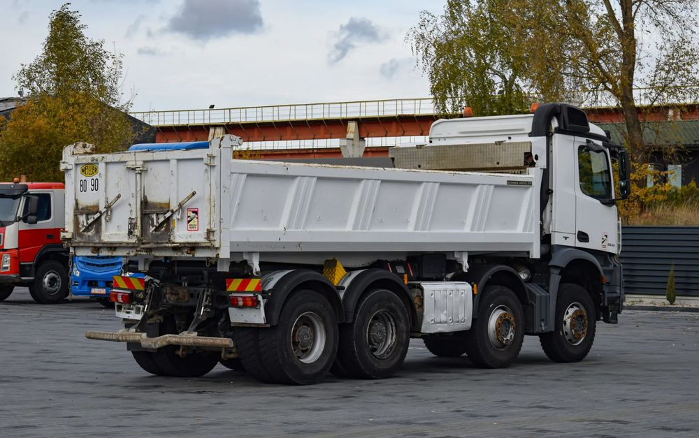 Mercedes-Benz AROCS 3243 / 8x4 / EURO 6 / WYWROTKA / MELLER KIPPER / HYDROBURTA / AUTOMAT / SERWISOWANY / SPROWADZONY - Tipper: picture 5 Mercedes-Benz AROCS 3243 / 8x4 / EURO 6 / WYWROTKA / MELLER KIPPER / HYDROBURTA / AUTOMAT / SERWISOWANY / SPROWADZONY - Tipper: picture 5