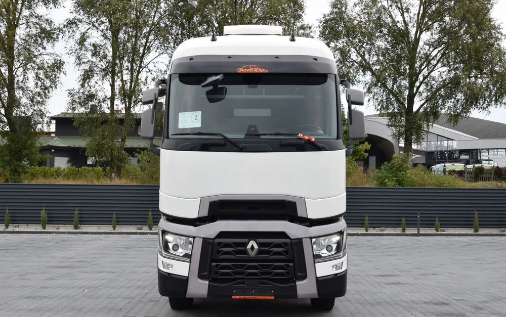 Renault T520 COMFORT / KLIMATYZACJA POSTOJOWA / ACC / LEDY / XENON / 2 ZBIORNIKI / NISKI PRZEBIEG / SERWISOWANY / SPROWADZONY - Tractor unit: picture 2 Renault T520 COMFORT / KLIMATYZACJA POSTOJOWA / ACC / LEDY / XENON / 2 ZBIORNIKI / NISKI PRZEBIEG / SERWISOWANY / SPROWADZONY - Tractor unit: picture 2