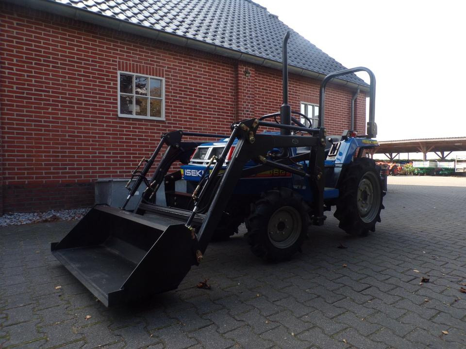 Kleintraktor Iseki TU160 mit Frontlader ab 125 € pro Monat. - Compact tractor: picture 1 Kleintraktor Iseki TU160 mit Frontlader ab 125 € pro Monat. - Compact tractor: picture 1