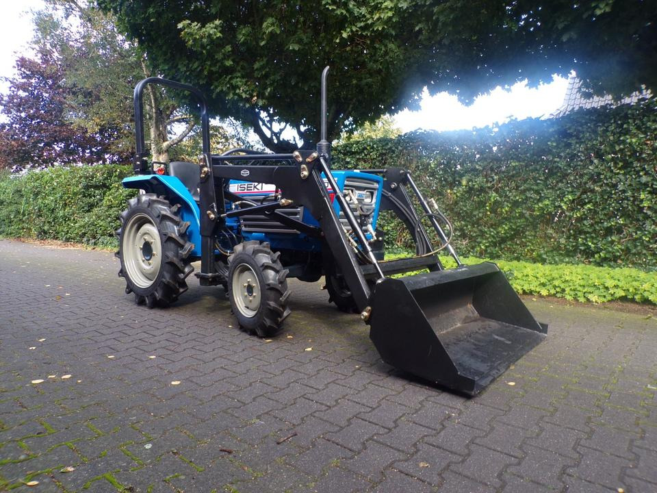 Kleintraktor Iseki TU1700 mit Frontlader ab 125 € pro Monat. - Compact tractor: picture 2 Kleintraktor Iseki TU1700 mit Frontlader ab 125 € pro Monat. - Compact tractor: picture 2