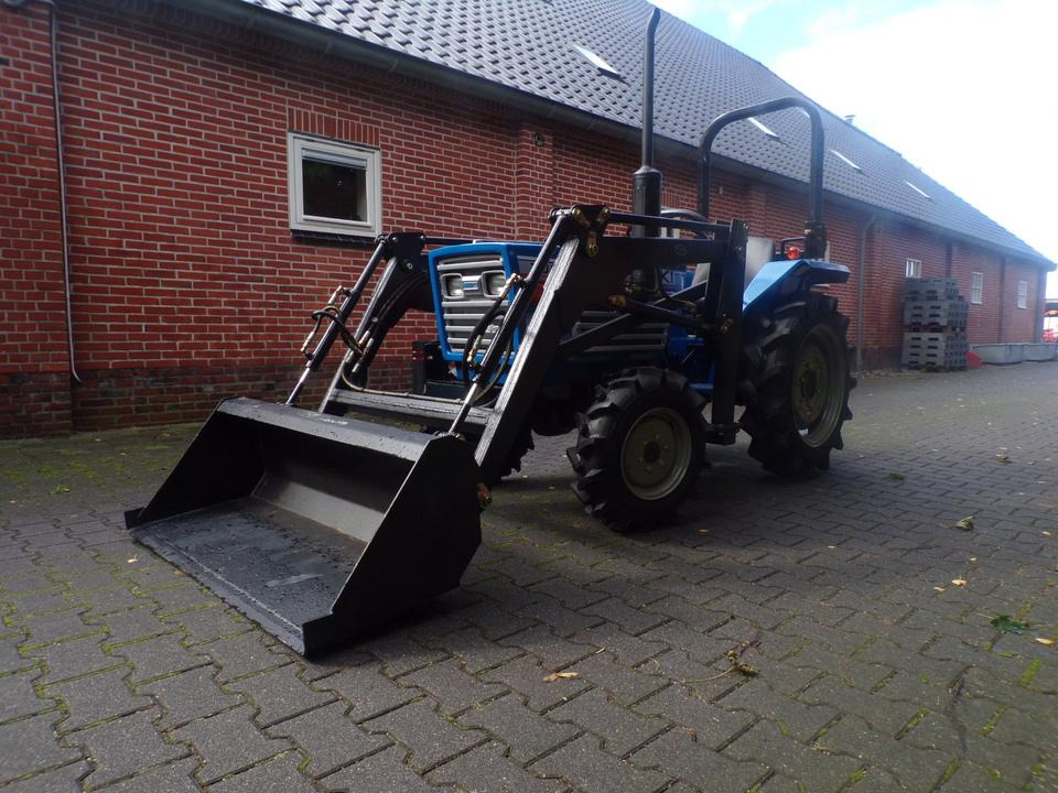 Kleintraktor Iseki TU1700 mit Frontlader ab 125 € pro Monat. - Compact tractor: picture 1 Kleintraktor Iseki TU1700 mit Frontlader ab 125 € pro Monat. - Compact tractor: picture 1