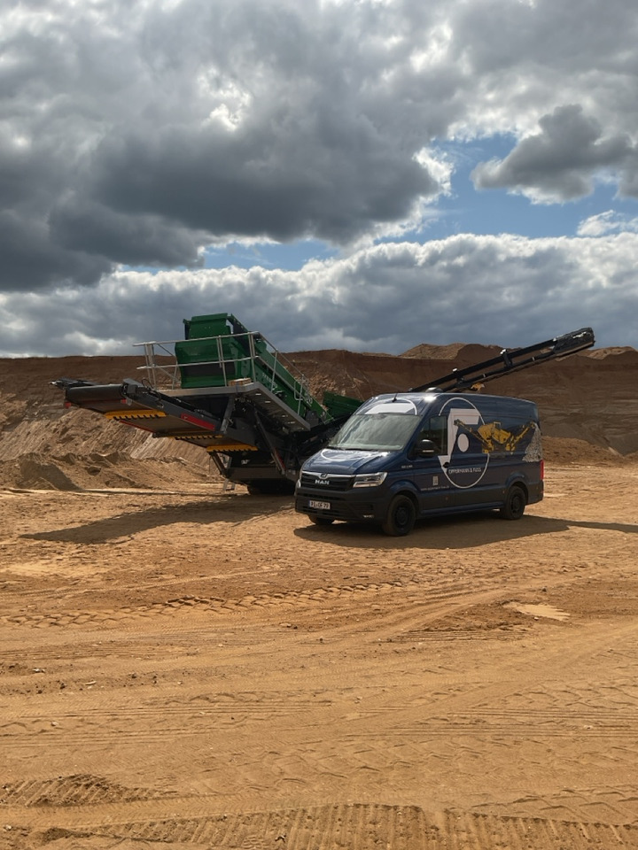 McCloskey S110 - Screener: picture 3 McCloskey S110 - Screener: picture 3