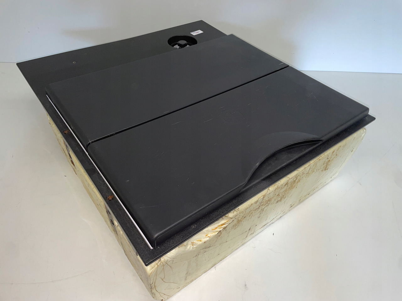 LODÓWKA RENAULT GAMA T RANGE P7484581543/2 - Cab and interior for Truck: picture 1 LODÓWKA RENAULT GAMA T RANGE P7484581543/2 - Cab and interior for Truck: picture 1