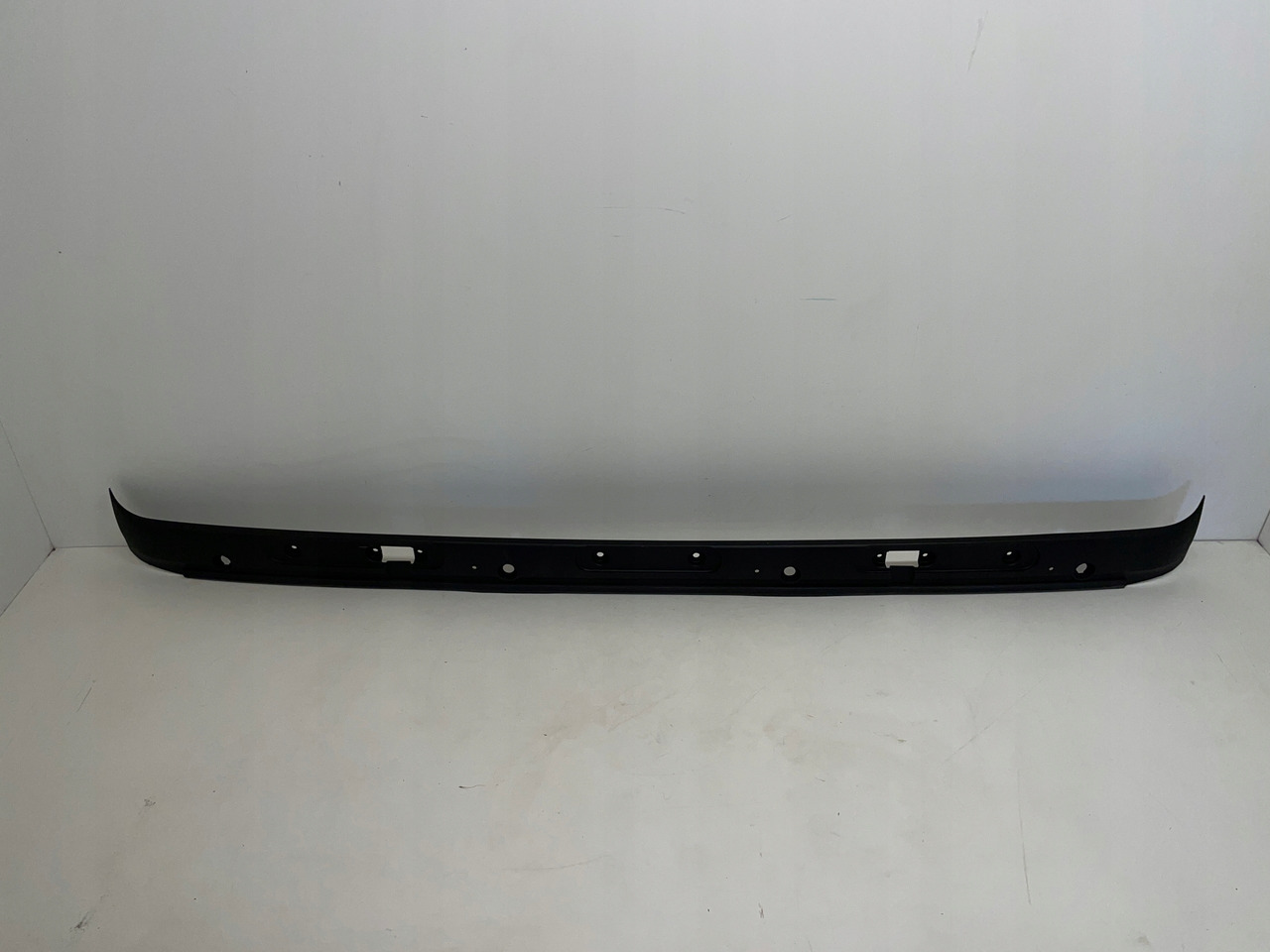 PODSZYBIE OSŁONA MASKOWNICA DAF 105 XF DAF 1665944 - Windscreen for Truck: picture 1 PODSZYBIE OSŁONA MASKOWNICA DAF 105 XF DAF 1665944 - Windscreen for Truck: picture 1