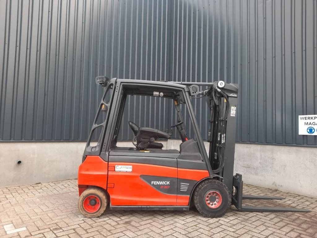 Linde E 30 L - Electric forklift: picture 3 Linde E 30 L - Electric forklift: picture 3