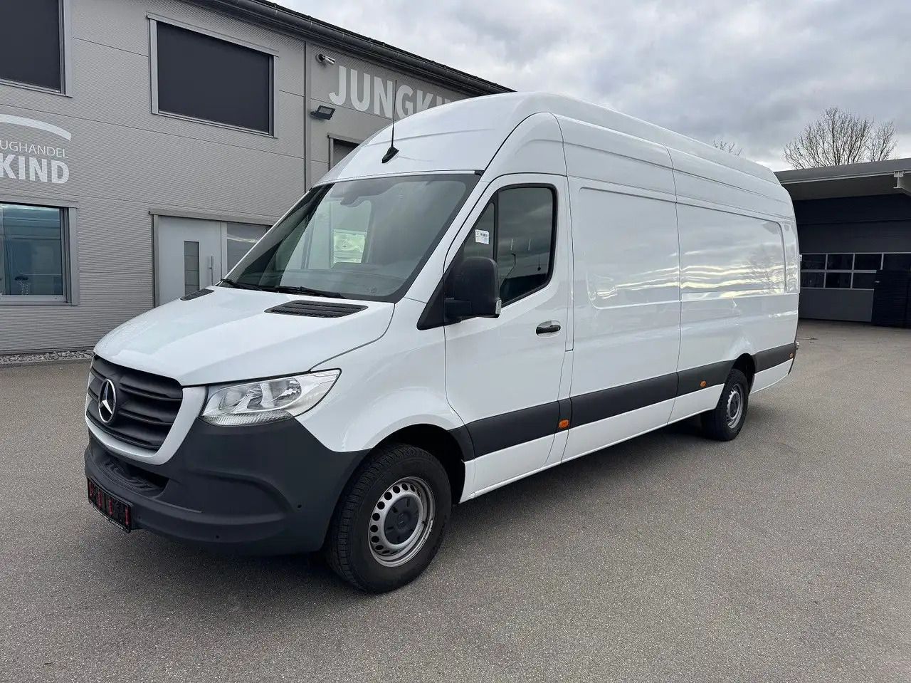 Mercedes-Benz Sprinter 317 CDI Maxi Lang Extralang XXL MBUX - Panel van: picture 1 Mercedes-Benz Sprinter 317 CDI Maxi Lang Extralang XXL MBUX - Panel van: picture 1