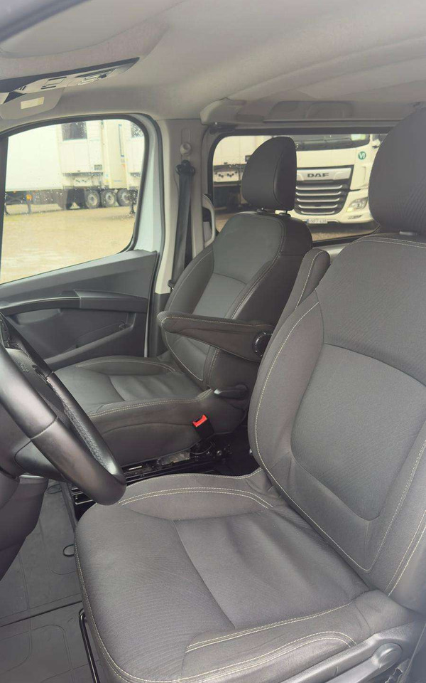 Leasing of  Renault Trafic Renault Trafic: picture 11