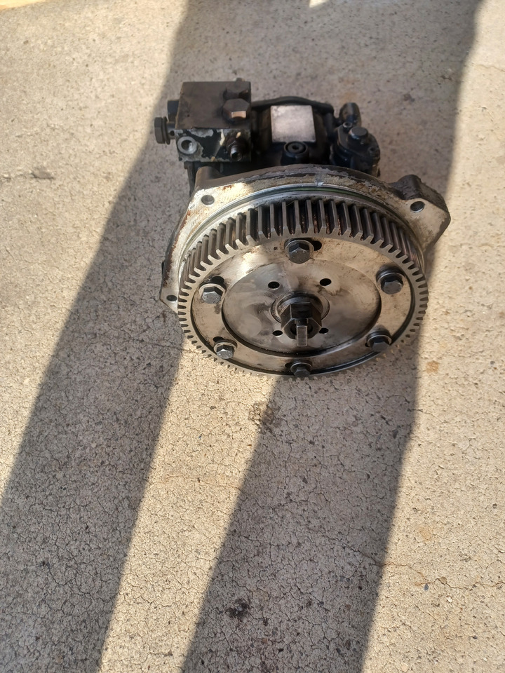 Bosch Einspritzpumpe L 2000 D0834 LFL 03, Artikel - Nr. : 0470501417 - Fuel pump for Truck: picture 3 Bosch Einspritzpumpe L 2000 D0834 LFL 03, Artikel - Nr. : 0470501417 - Fuel pump for Truck: picture 3