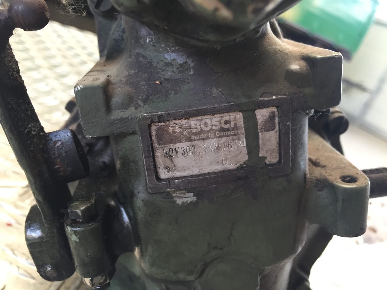 Gebrauchte Einspritzpumpe DB OM 314, Bosch - Nr. : 0 400 844 047 - Fuel pump for Truck: picture 4 Gebrauchte Einspritzpumpe DB OM 314, Bosch - Nr. : 0 400 844 047 - Fuel pump for Truck: picture 4