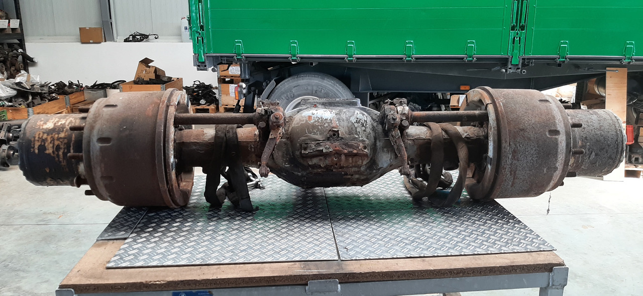 Gebrauchte MAN, Planetenachse, Artikel - Nr. : 81.99999 - 9999 - Rear axle for Truck: picture 4 Gebrauchte MAN, Planetenachse, Artikel - Nr. : 81.99999 - 9999 - Rear axle for Truck: picture 4