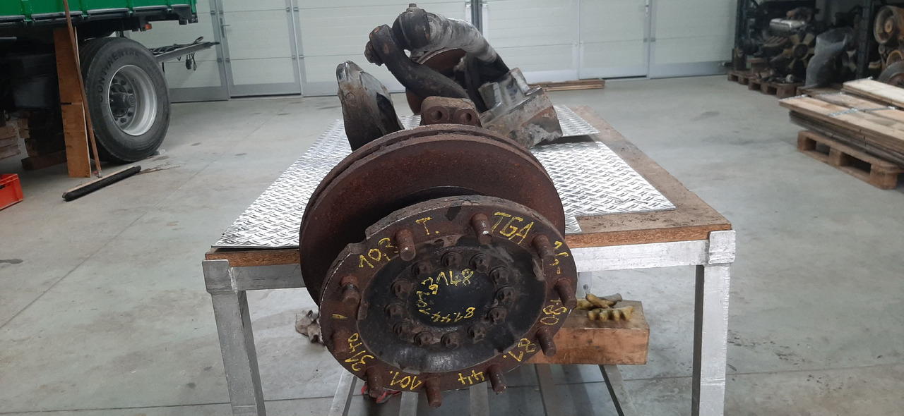 Gebrauchte MAN TGA 26.480, Vorderachse, Artikel - Nr. : 81.44001 - 3148 - Front axle for Truck: picture 1 Gebrauchte MAN TGA 26.480, Vorderachse, Artikel - Nr. : 81.44001 - 3148 - Front axle for Truck: picture 1