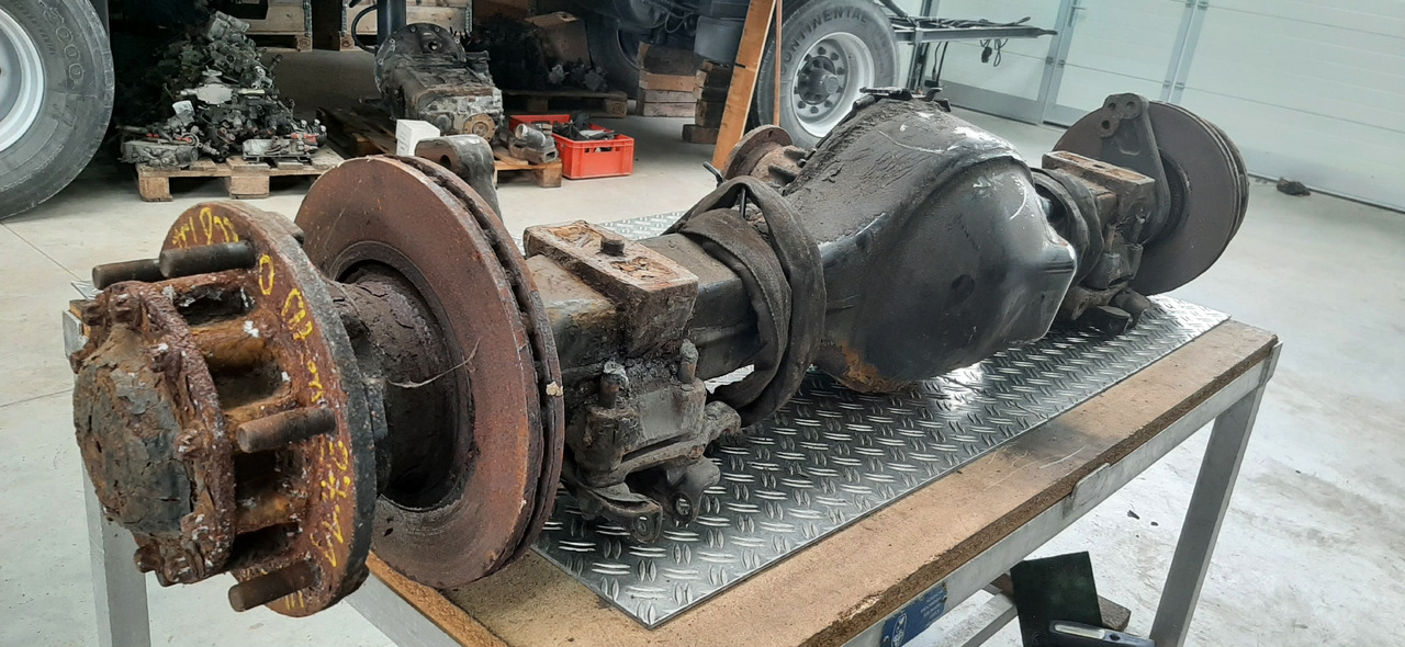 Gebrauchte MAN TGL 8.220, Vorderachse, Artikel - Nr. : 81.35010 - 6274 - Front axle for Truck: picture 4 Gebrauchte MAN TGL 8.220, Vorderachse, Artikel - Nr. : 81.35010 - 6274 - Front axle for Truck: picture 4