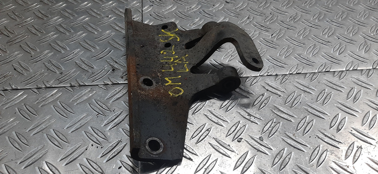 Gebrauchte Motorhalterung, DB 1735 SK, Typ OM 442 LA, Artikel - Nr. : 81.99999 - 9999 - Engine mount for Truck: picture 5 Gebrauchte Motorhalterung, DB 1735 SK, Typ OM 442 LA, Artikel - Nr. : 81.99999 - 9999 - Engine mount for Truck: picture 5