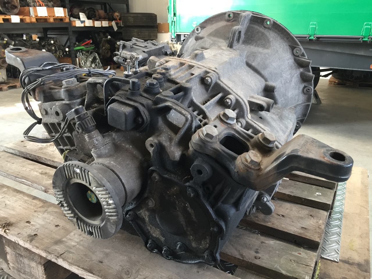 Gebrauchtes Getriebe MB Axor 1824, Typ : G 85 - 6, Artikel - Nr. : A 001 280 36 00 - Gearbox for Truck: picture 4 Gebrauchtes Getriebe MB Axor 1824, Typ : G 85 - 6, Artikel - Nr. : A 001 280 36 00 - Gearbox for Truck: picture 4