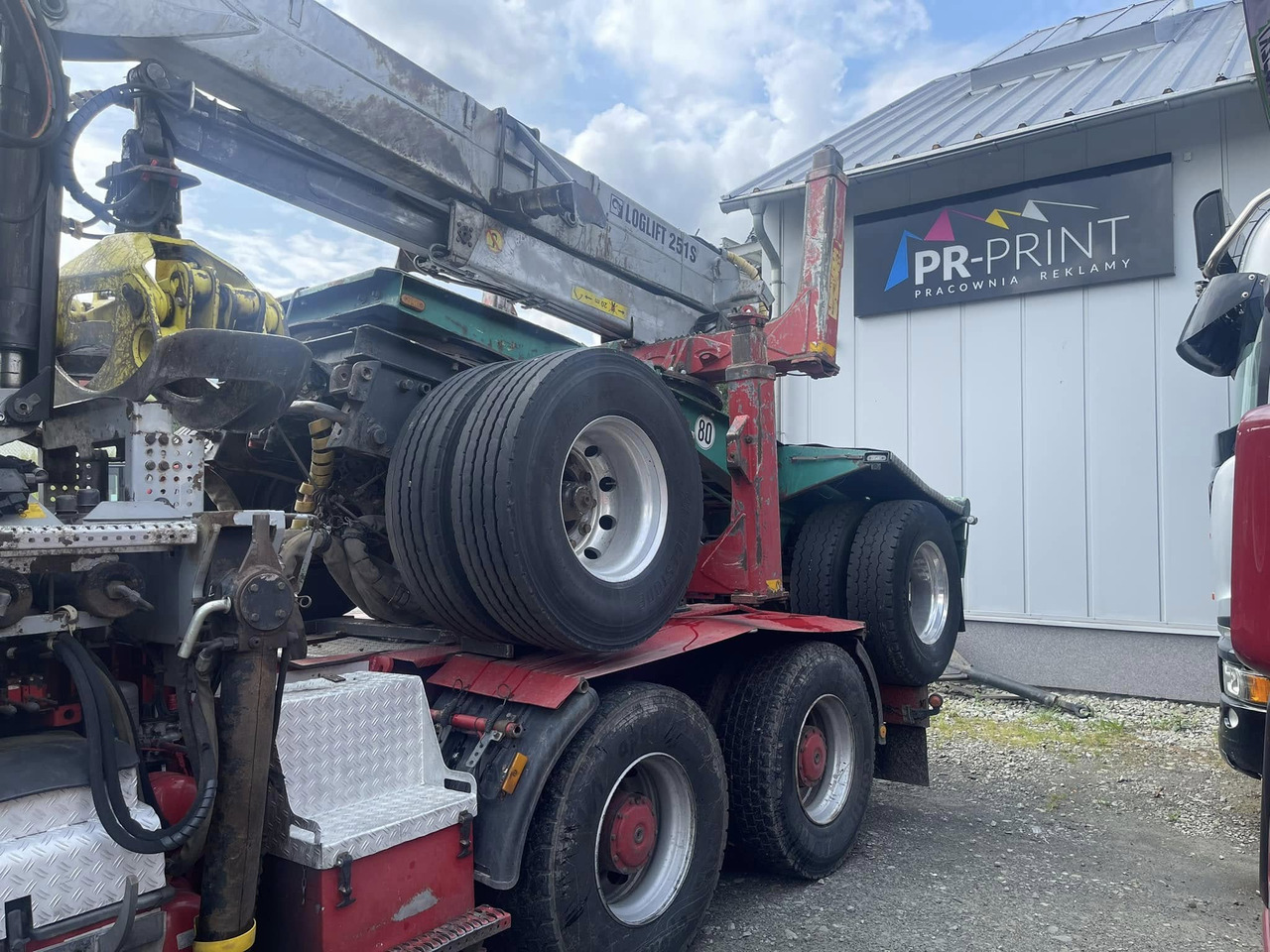 HUTTNER - Log truck, Crane truck: picture 5 HUTTNER - Log truck, Crane truck: picture 5