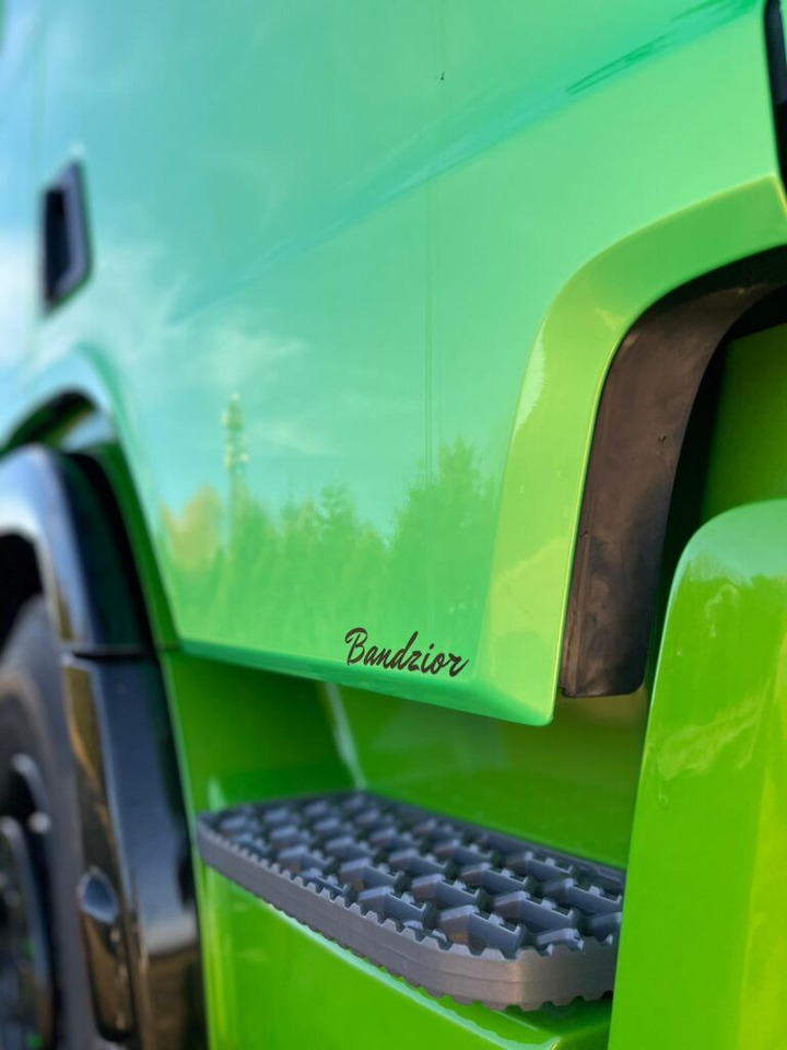 Leasing of SCANIA 650 „BANDZIOR” SCANIA 650 „BANDZIOR”: picture 12 Leasing of SCANIA 650 „BANDZIOR” SCANIA 650 „BANDZIOR”: picture 12