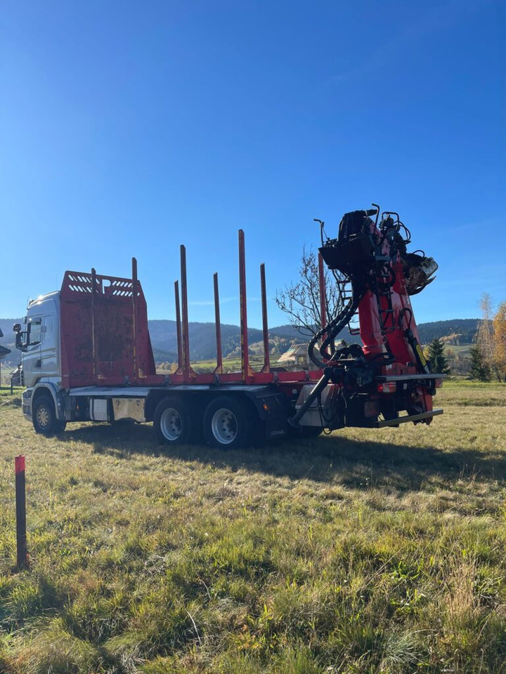 SCANIA R560 - Log truck, Crane truck: picture 2 SCANIA R560 - Log truck, Crane truck: picture 2