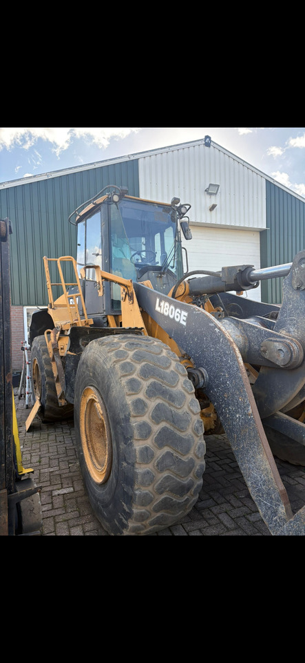BELL L1806E - Loader: picture 2 BELL L1806E - Loader: picture 2