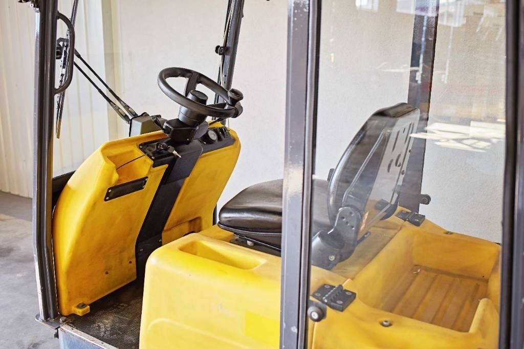 DEC Modena - Tow tractor: picture 5 DEC Modena - Tow tractor: picture 5