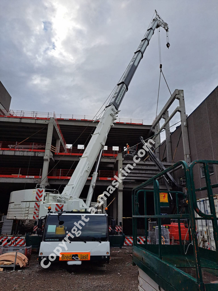 Liebherr LTM 1250-5.1. AS NEW!!! - All terrain crane: picture 3 Liebherr LTM 1250-5.1. AS NEW!!! - All terrain crane: picture 3