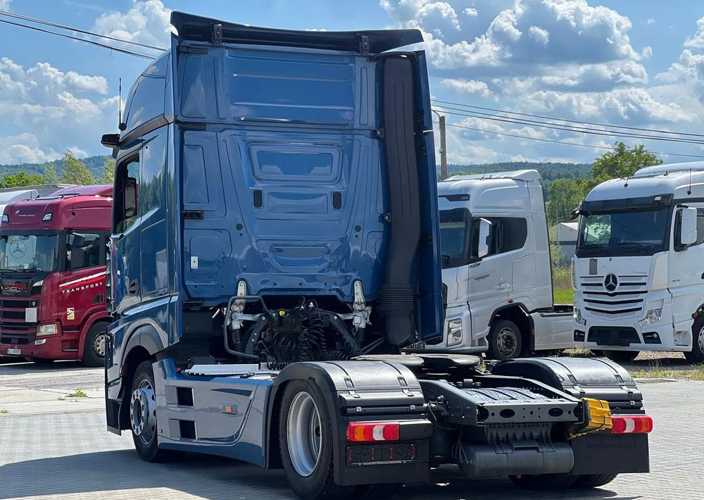 Mercedes-Benz ACTROS 1845 MEGA GIGA SPACE - Tractor unit: picture 4 Mercedes-Benz ACTROS 1845 MEGA GIGA SPACE - Tractor unit: picture 4