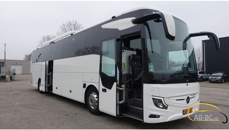 Mercedes-Benz Tourismo RHD - Coach: picture 2 Mercedes-Benz Tourismo RHD - Coach: picture 2