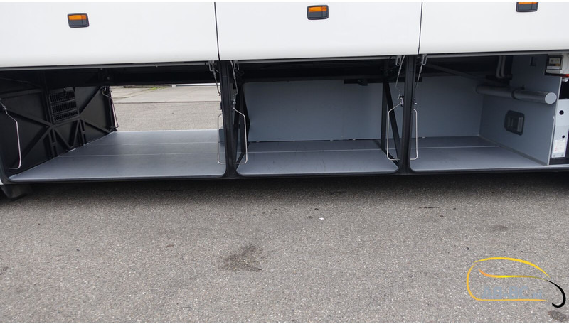 Coach Mercedes-Benz Tourismo RHD: picture 18