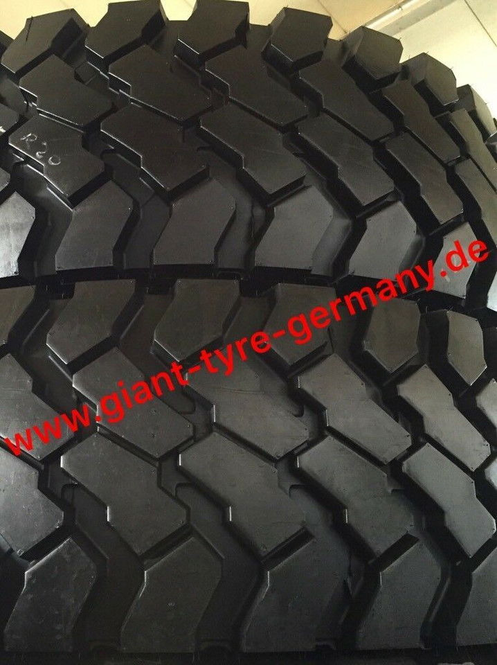 Continental 14.00 R20 HCS 14.00 R20 HCS - Tire for Truck: picture 1 Continental 14.00 R20 HCS 14.00 R20 HCS - Tire for Truck: picture 1