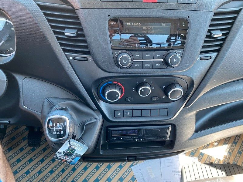 Iveco Daily 70C18H Dreiseitenkipper Iveco Daily 70C18H Dreiseitenkipper - Tipper van: picture 2 Iveco Daily 70C18H Dreiseitenkipper Iveco Daily 70C18H Dreiseitenkipper - Tipper van: picture 2