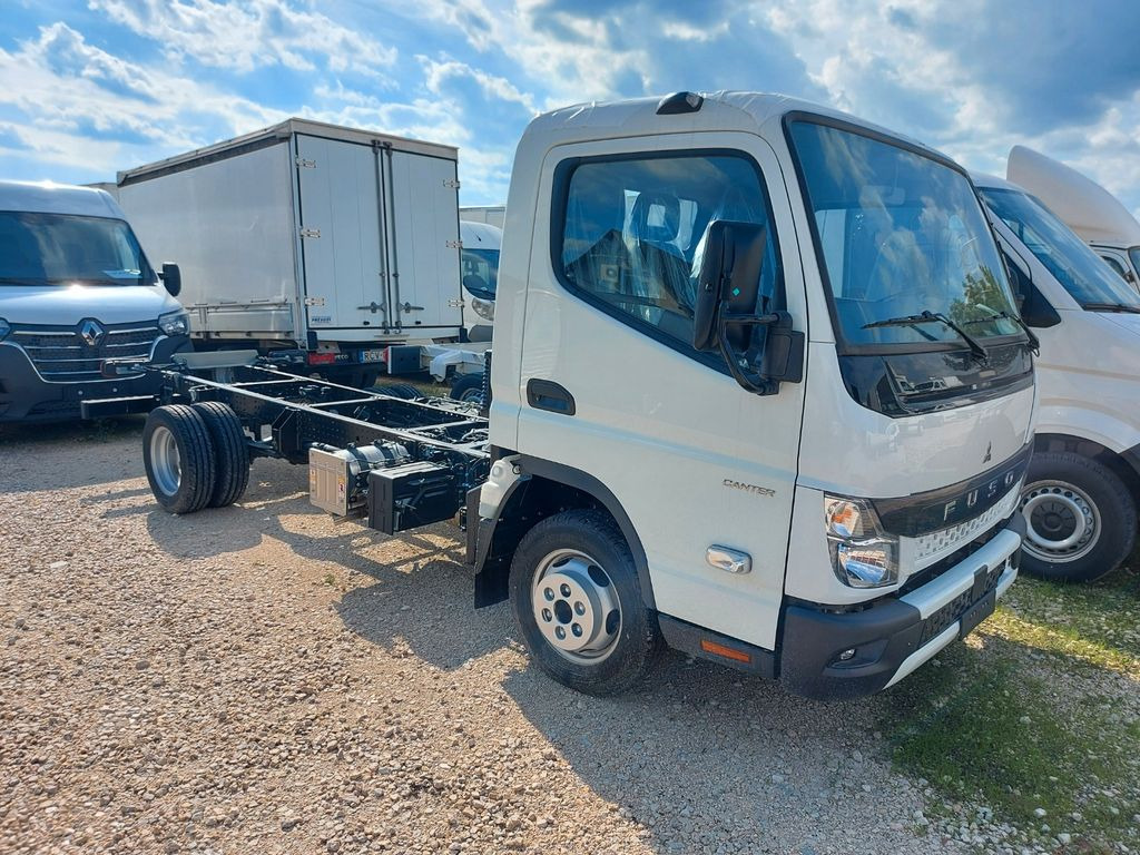 Mitsubishi Canter Fuso Fahrgestell mit wählbar Aufbau Mitsubishi Canter Fuso Fahrgestell mit wählbar Aufbau - Cab chassis truck: picture 2 Mitsubishi Canter Fuso Fahrgestell mit wählbar Aufbau Mitsubishi Canter Fuso Fahrgestell mit wählbar Aufbau - Cab chassis truck: picture 2