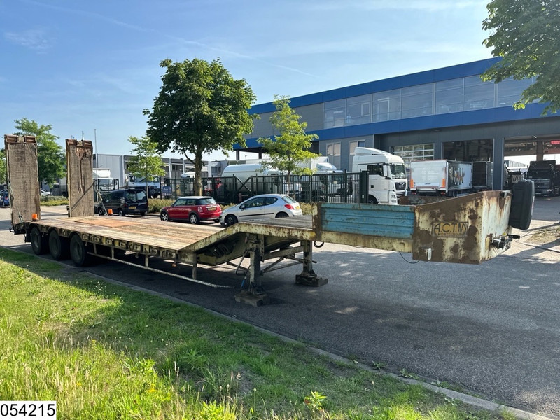ACTM Lowbed 45.800 KG, Steel suspension - Low loader semi-trailer: picture 4 ACTM Lowbed 45.800 KG, Steel suspension - Low loader semi-trailer: picture 4