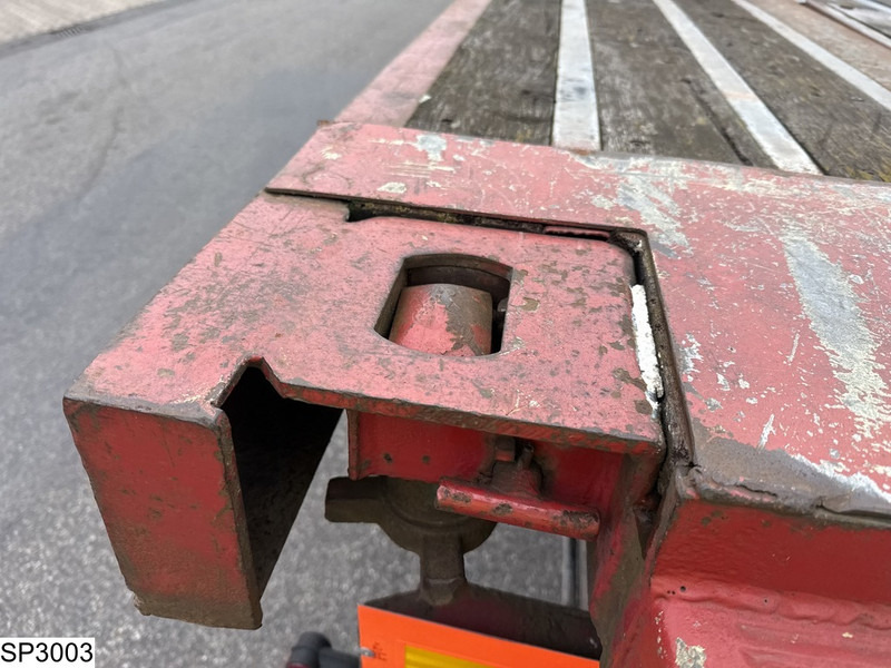 Coder open laadbak Twistlocks - Dropside/ Flatbed semi-trailer: picture 4 Coder open laadbak Twistlocks - Dropside/ Flatbed semi-trailer: picture 4